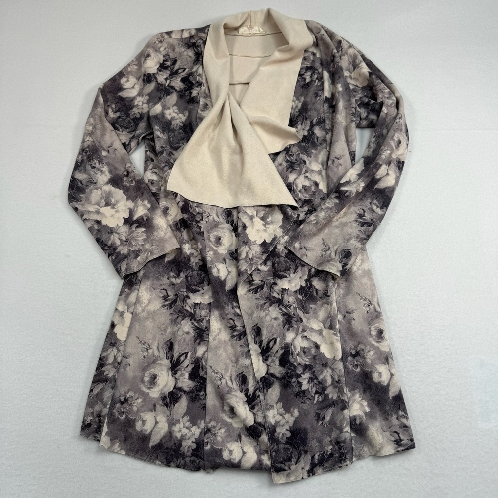 Solitaire Faux Suede Floral Open Front Cardigan Women SZ Small Black Gray White
